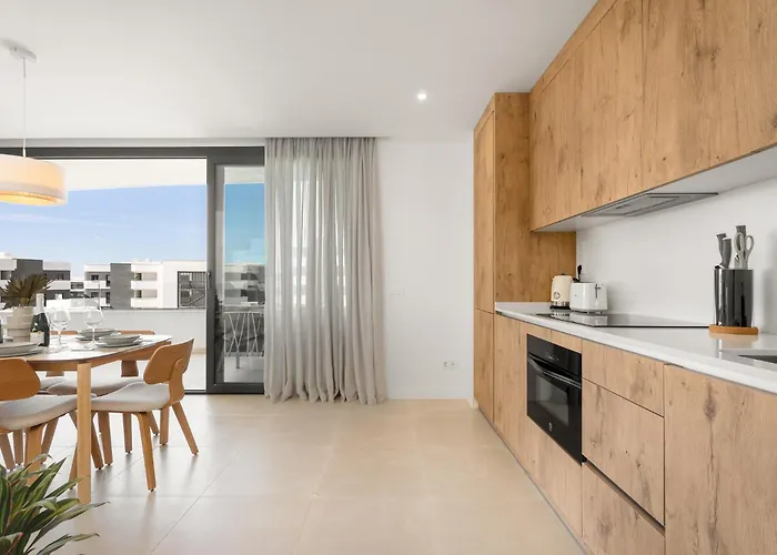 Stylish 2br Pool & Balcony Fuengirola