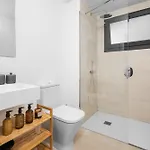 Stylish 2br Pool & Balcony Фуенхірола