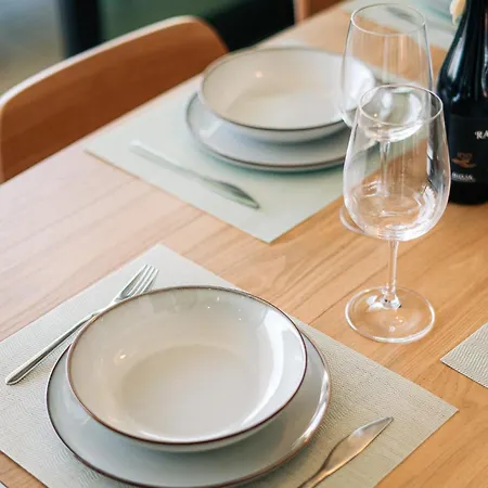 Stylish 2br Pool & Balcony Apartment